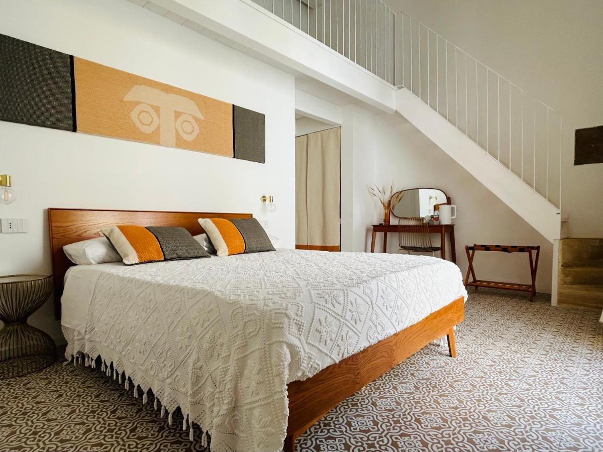Hotel Palazzo Ma.Ri.Lu. Càbras Zewnętrze zdjęcie