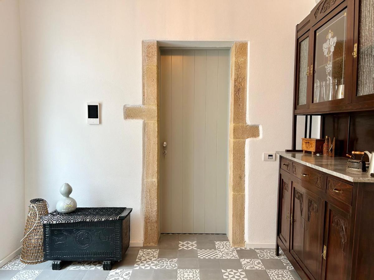 Hotel Palazzo Ma.Ri.Lu. Càbras Zewnętrze zdjęcie